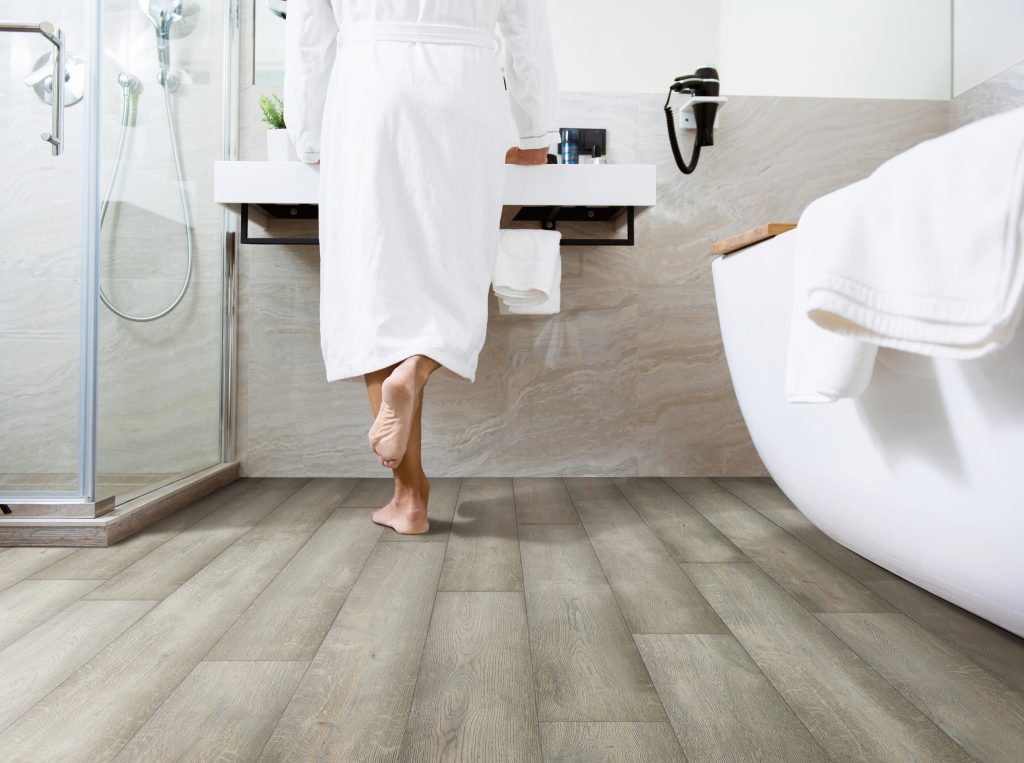 Hardwood Floors In My Bathroom, Can Engineered Wood Flooring Be Used In Bathrooms